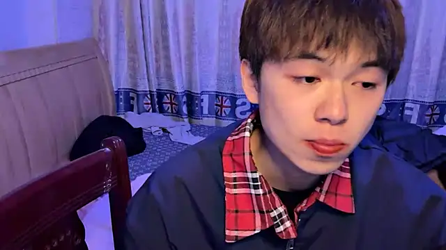 Snapshot of xiaottt1918 chatting on January 16, 2025, 3:34 pm xiaottt1918 online show from January 16, 2025, 3:34 pm