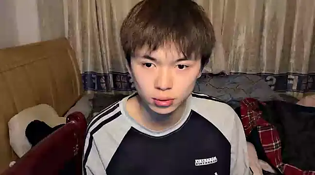 Snapshot of xiaottt1918 chatting on January 20, 2025, 11:45 am xiaottt1918 online show from January 20, 2025, 11:45 am