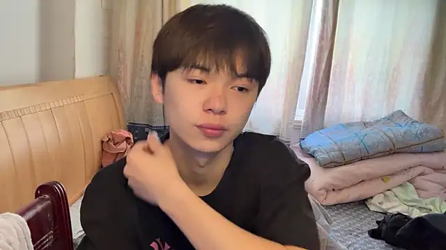 Snapshot of xiaottt1918 chatting on January 12, 2025, 4:21 am xiaottt1918 online show from January 12, 2025, 4:21 am