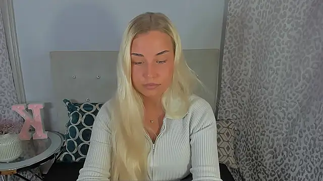 KristyHoney online show from July 20, 2026, 10:39 am