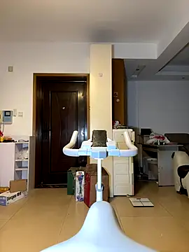 Snapshot of Tastemystrawberry chatting on October 10, 2025, 2:51 pm Tastemystrawberry online show from October 10, 2025, 2:51 pm