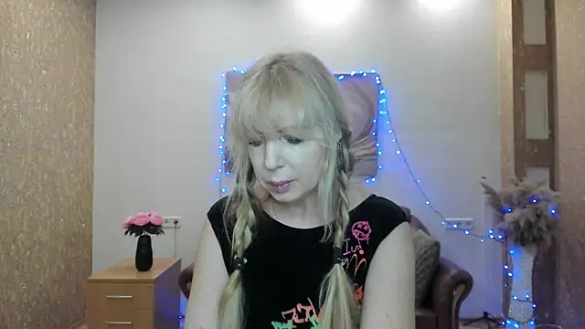 Anna Diax online show from February 4, 2026, 12:44 pm