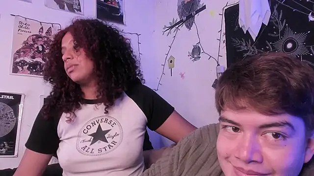 hothoneychile online show from October 13, 2025, 4:03 am