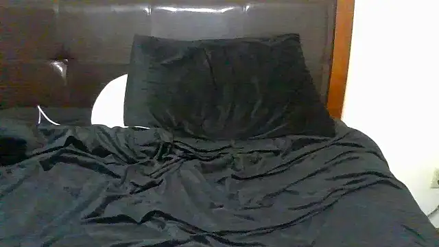 SexyJesz online show from March 16, 2026, 5:44 am