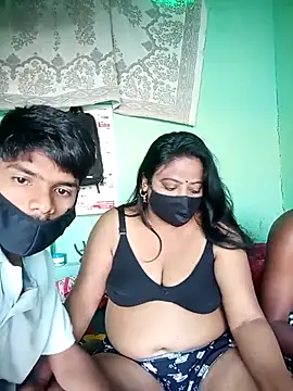 Snapshot of Group_Of_Lust chatting on April 14, 2026, 2:16 am Group Of Lust online show from April 14, 2026, 2:16 am