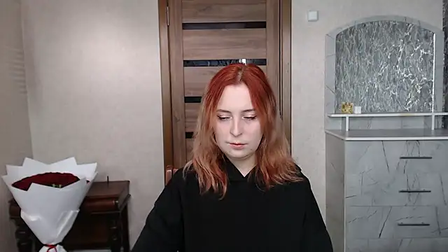 Kristy-Max online show from September 16, 2025, 4:35 am