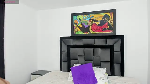 Snapshot of tatiana_valencia chatting on February 12, 2025, 12:12 pm tatiana valencia online show from February 12, 2025, 12:12 pm