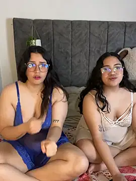 Snapshot of maddie-and-chelsea- chatting on February 22, 2026, 7:37 pm maddie-and-chelsea- online show from February 22, 2026, 7:37 pm