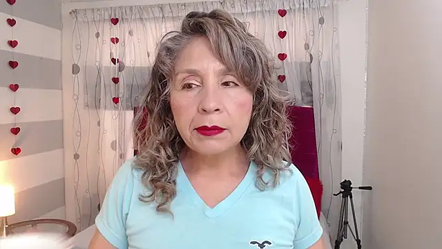 Afrodita sg online show from October 17, 2025, 4:53 pm