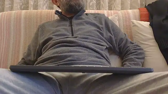 77 No Name 77 online show from March 19, 2025, 9:48 pm