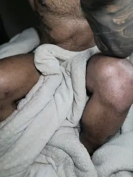 Snapshot of moody1996- chatting on March 22, 2026, 6:15 am moody1996- online show from March 22, 2026, 6:15 am