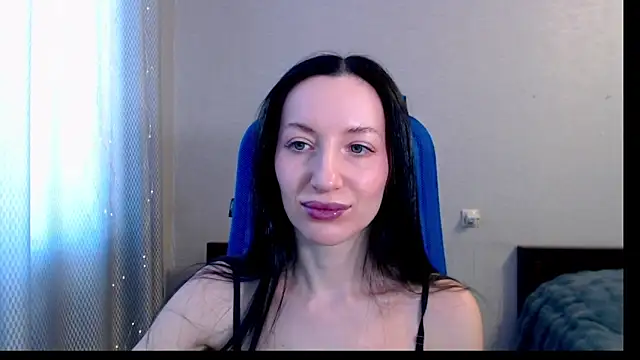 Snapshot of RailyMellow chatting on February 23, 2025, 8:49 am RailyMellow online show from February 23, 2025, 8:49 am