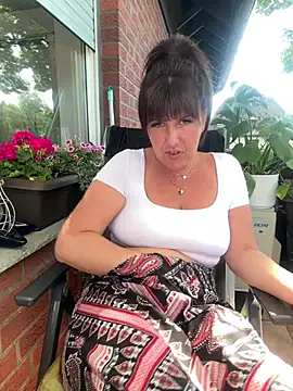 Snapshot of NatiLove35 chatting on July 11, 2026, 7:41 am NatiLove35 online show from July 11, 2026, 7:41 am