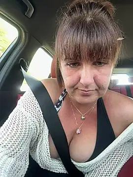 Snapshot of NatiLove35 chatting on August 9, 2026, 11:27 am NatiLove35 online show from August 9, 2026, 11:27 am