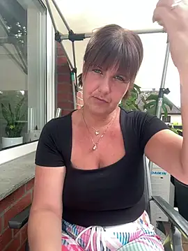 Snapshot of NatiLove35 chatting on July 24, 2026, 7:59 am NatiLove35 online show from July 24, 2026, 7:59 am