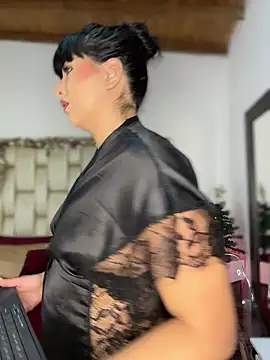 Alexa Miss online show from November 8, 2025, 7:06 pm