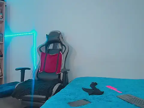 Danna Bella666 online show from January 13, 2026, 9:19 pm