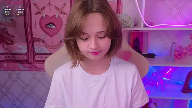 Mary uw online show from September 25, 2025, 3:34 am