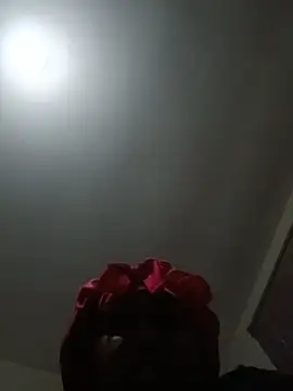 queenxdede online show from May 22, 2026, 4:43 am