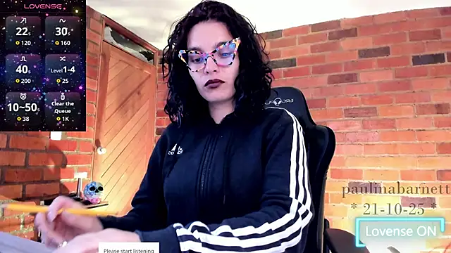 paulinabarnett- online show from October 21, 2025, 2:16 pm