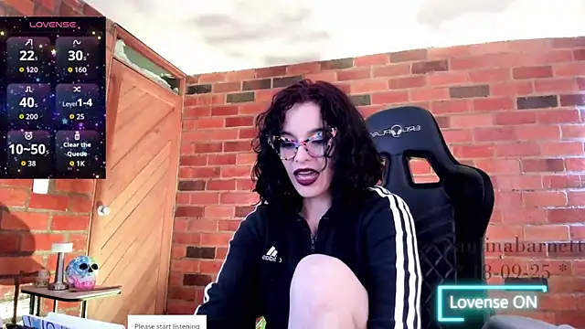 paulinabarnett- online show from September 18, 2025, 3:59 pm