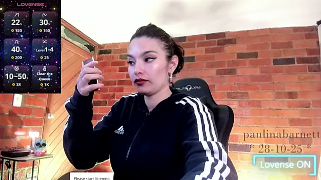 paulinabarnett- online show from October 28, 2025, 2:16 pm