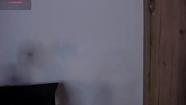 Mia ross16 online show from March 2, 2025, 7:52 pm