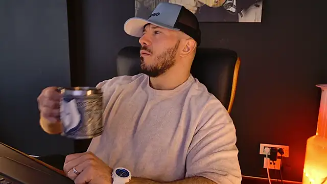 Snapshot of AngeloEric chatting on March 15, 2026, 9:38 am AngeloEric online show from March 15, 2026, 9:38 am