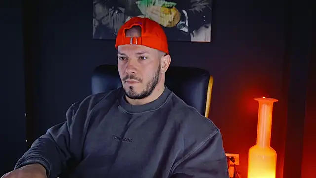 AngeloEric online show from March 18, 2025, 8:28 am