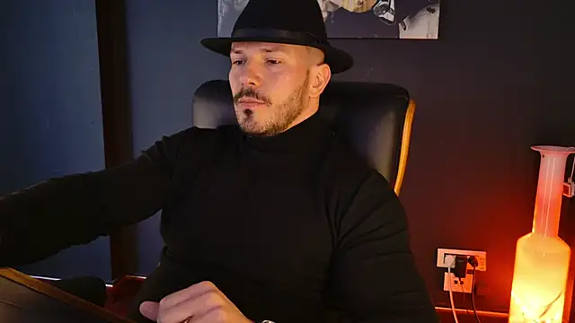 Snapshot of AngeloEric chatting on March 19, 2026, 11:10 am AngeloEric online show from March 19, 2026, 11:10 am