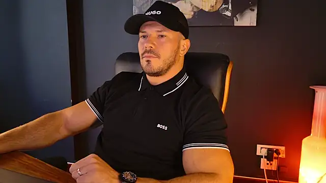 AngeloEric online show from September 28, 2025, 9:05 am