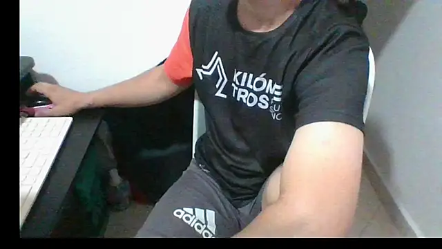 Snapshot of Gasparin32 chatting on March 27, 2026, 7:59 pm Gasparin32 online show from March 27, 2026, 7:59 pm