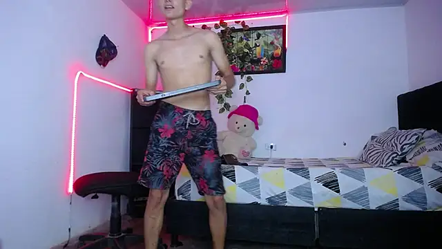 liamdaddystoy  online show from October 7, 2025, 9:21 am