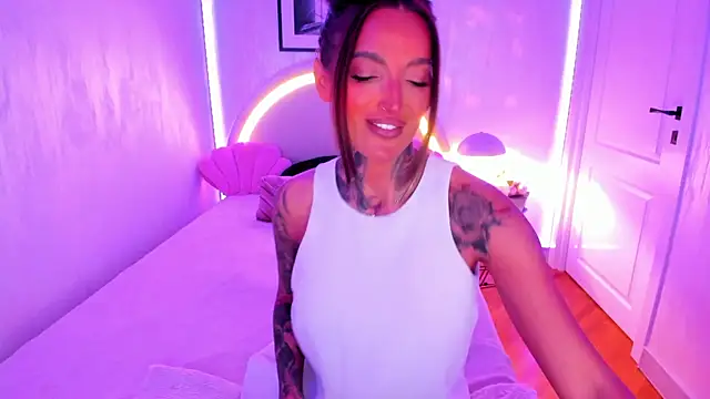 NatalyThorn88 online show from August 6, 2026, 3:34 am
