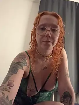 alt cutie online show from October 3, 2025, 7:59 pm