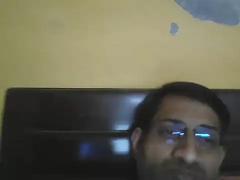 urbrownbunny online show from May 1, 2026, 5:07 pm