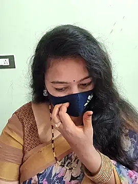 Snapshot of neelu-hoty chatting on March 25, 2026, 8:35 am neelu-hoty online show from March 25, 2026, 8:35 am