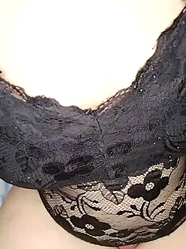 Gipsybrownpussy online show from February 6, 2025, 9:53 am