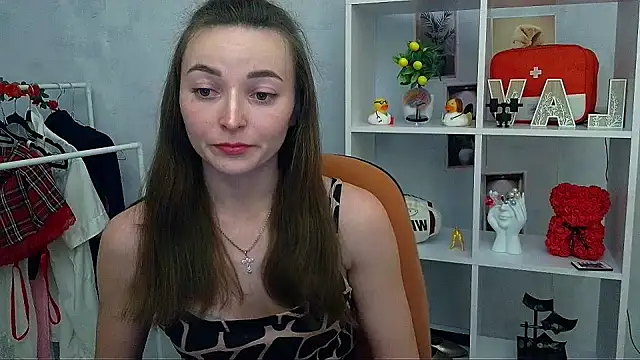  Barbie Kiss  online show from February 5, 2026, 2:57 pm