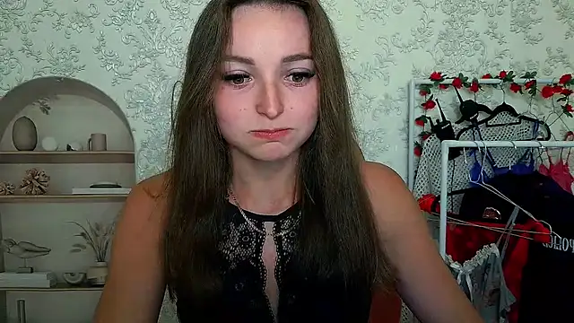  Barbie Kiss  online show from September 19, 2025, 4:22 pm