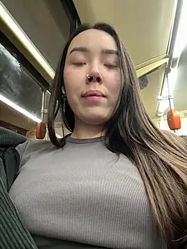 Snapshot of Asian_Asami chatting on March 17, 2025, 6:32 pm Asian Asami online show from March 17, 2025, 6:32 pm