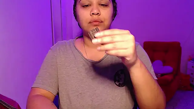 Snapshot of VenussTits97 chatting on March 7, 2026, 12:28 am VenussTits97 online show from March 7, 2026, 12:28 am