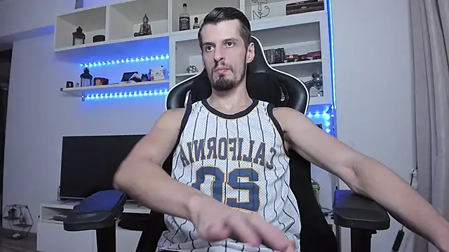 ToddClaytonn online show from October 23, 2025, 12:31 am