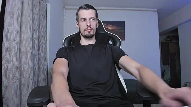 ToddClaytonn online show from September 9, 2025, 8:51 pm