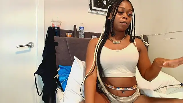 Naomiruty online show from September 19, 2025, 12:58 am