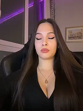 EricaWalls online show from January 14, 2026, 5:27 pm