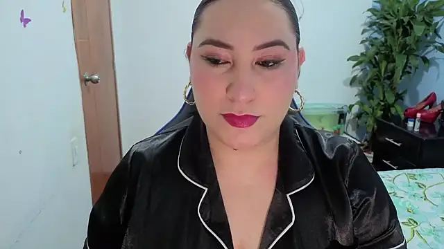 catalina boobs online show from July 17, 2026, 5:59 am