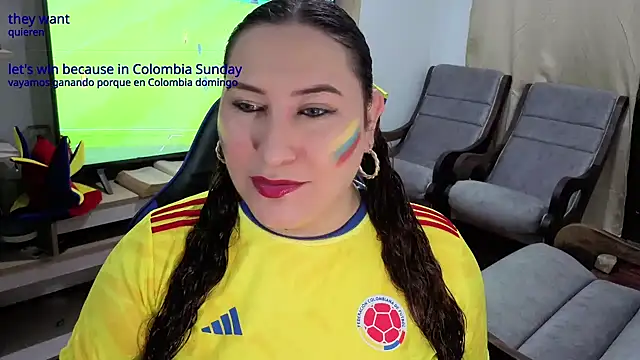 catalina boobs online show from June 24, 2026, 2:21 am