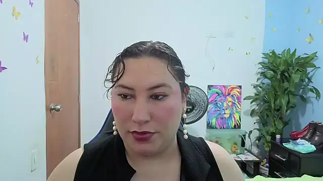 catalina boobs online show from August 4, 2026, 11:09 pm
