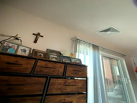 PeytonJohnn online show from November 15, 2025, 8:13 pm